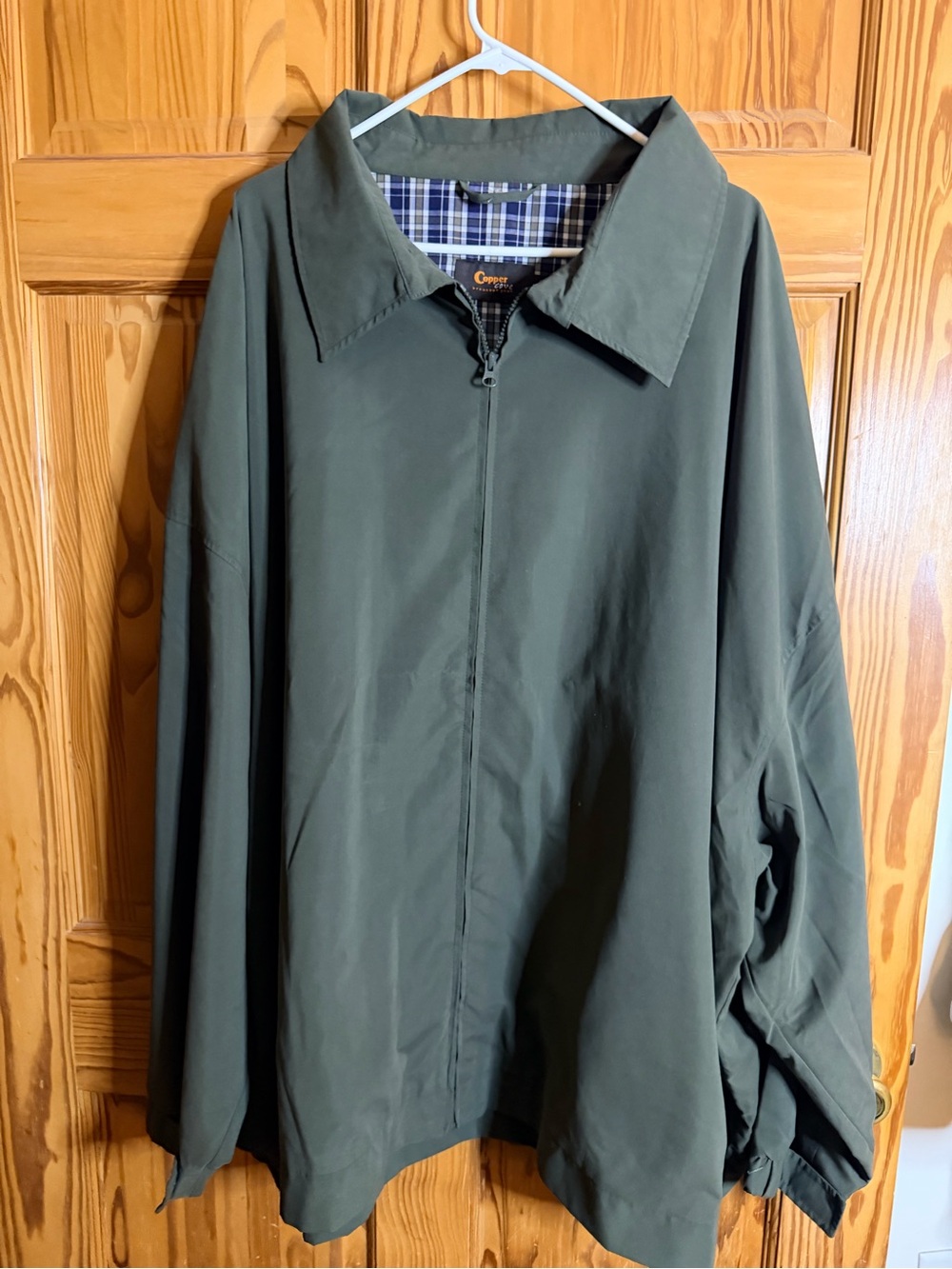 Classic Olive Green Men's Windbreaker Jacket
